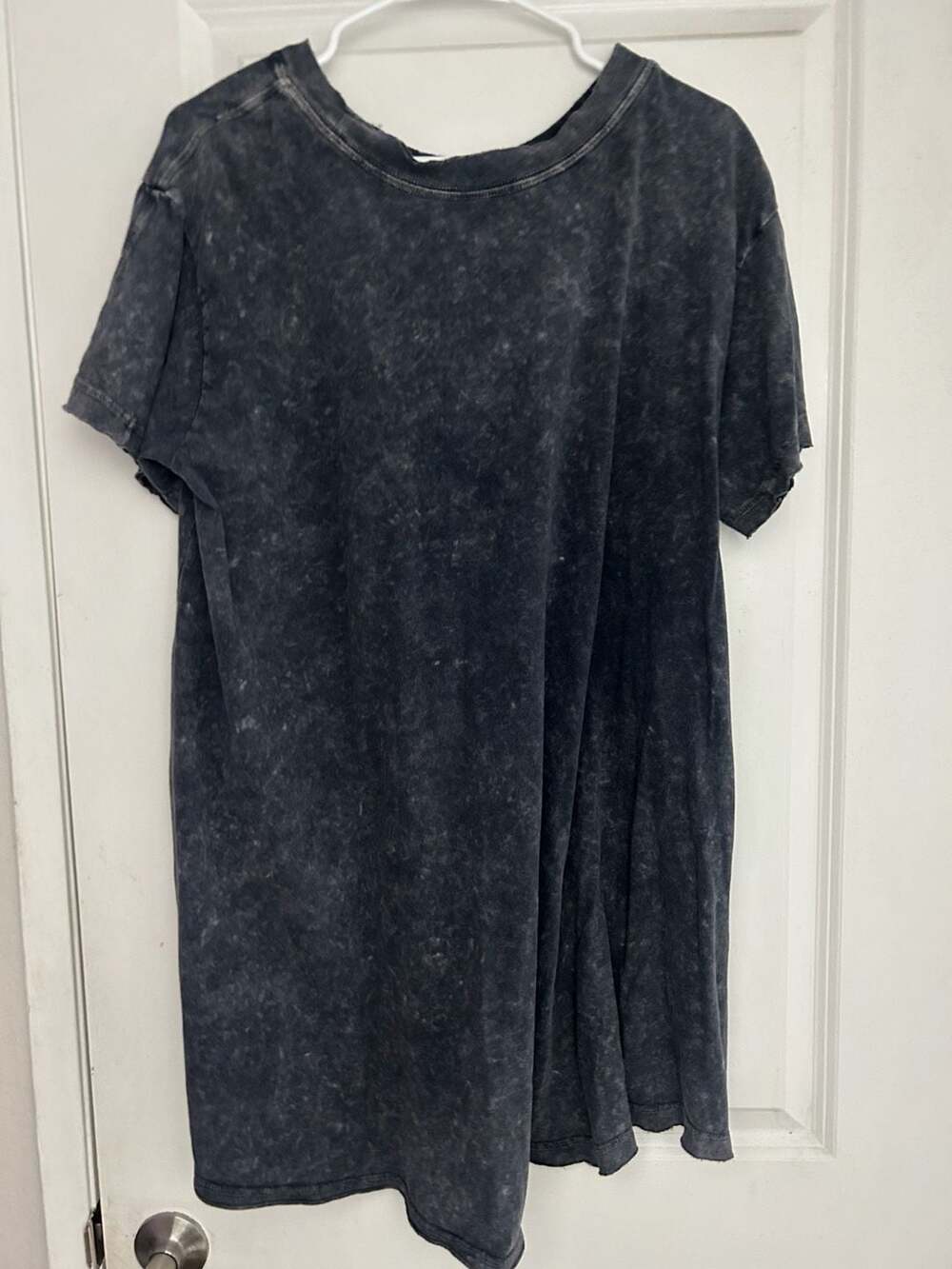 FP Movement Acid Wash Graphic High-Low Tee Size Small - Picture 3 of 4